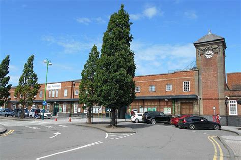 nuneaton to bedford|Nuneaton (Station) to Bedford